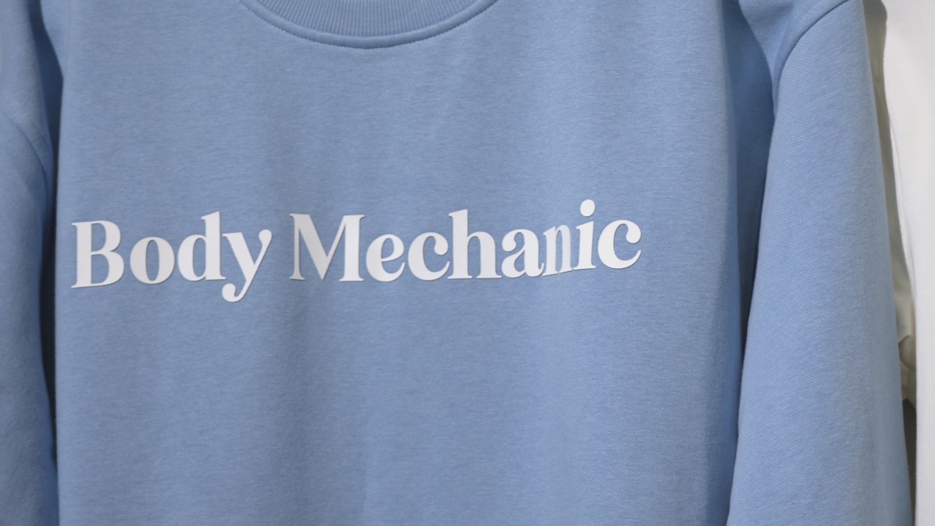 Video panning Body Mechanic